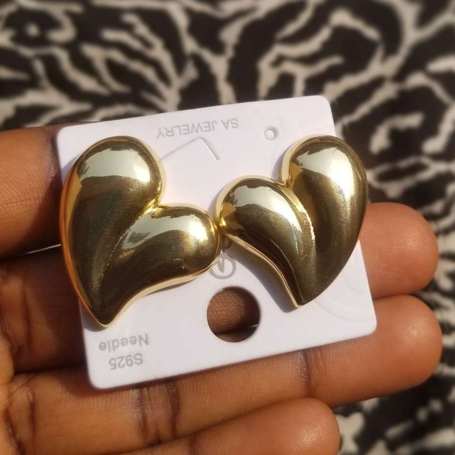 Hoop Earrings😍