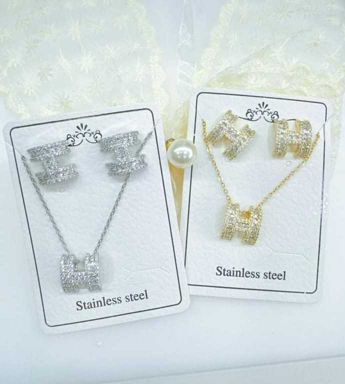 Instagram jewelry set