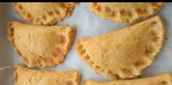 turnovers or pie