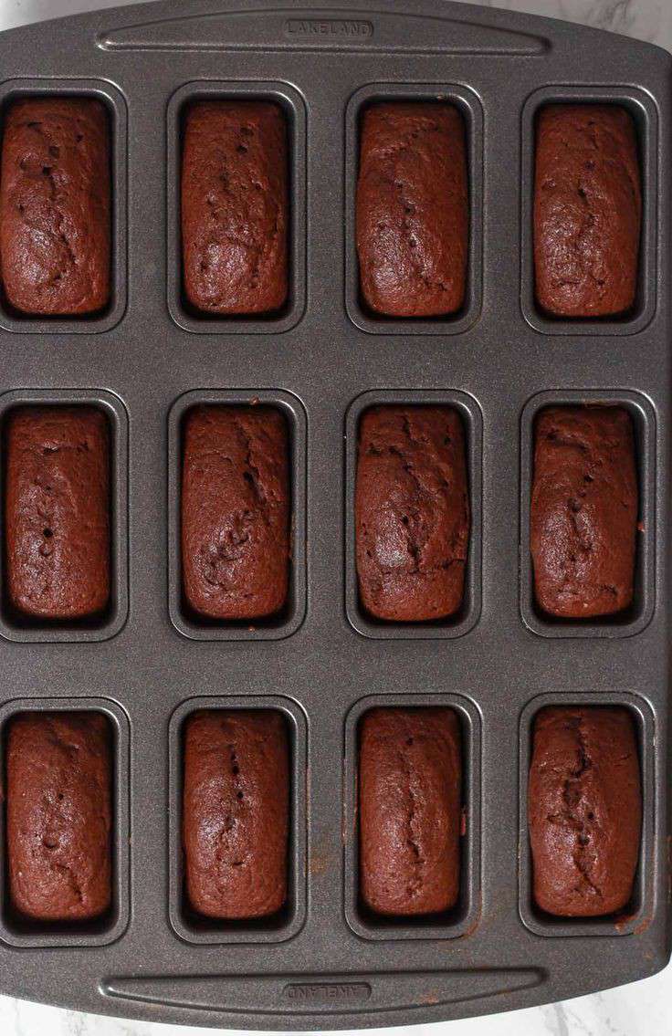 mini cakes 