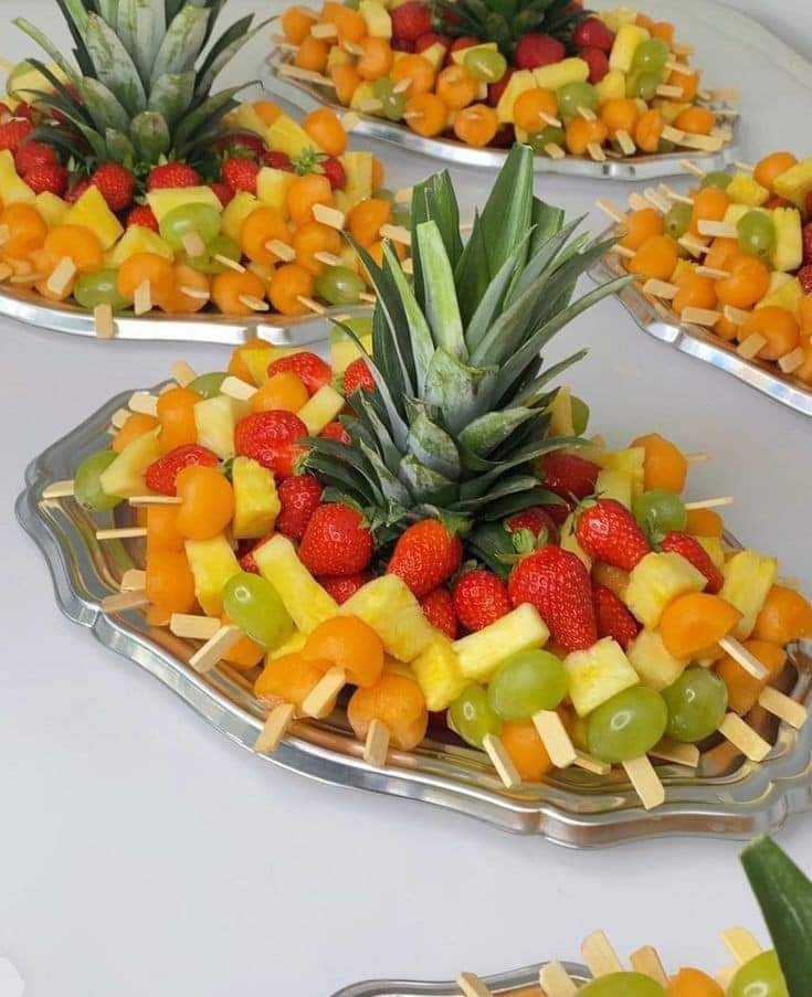 MIXED FRUIT DESSERT PLATTER