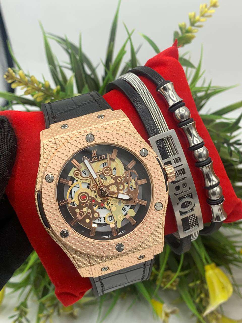 Hublot Watch  with  free bracelet 