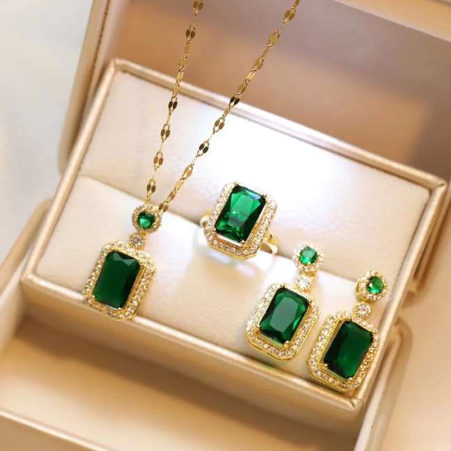 Gold Color 3Pcs Set Emerald Ruby Diamond