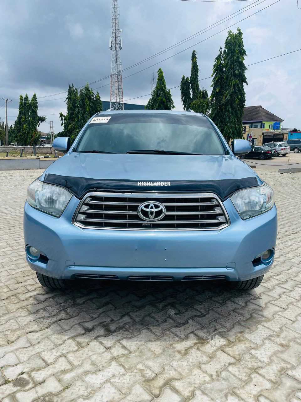 TOYOTA HIGHLANDER 2010 MODEL 