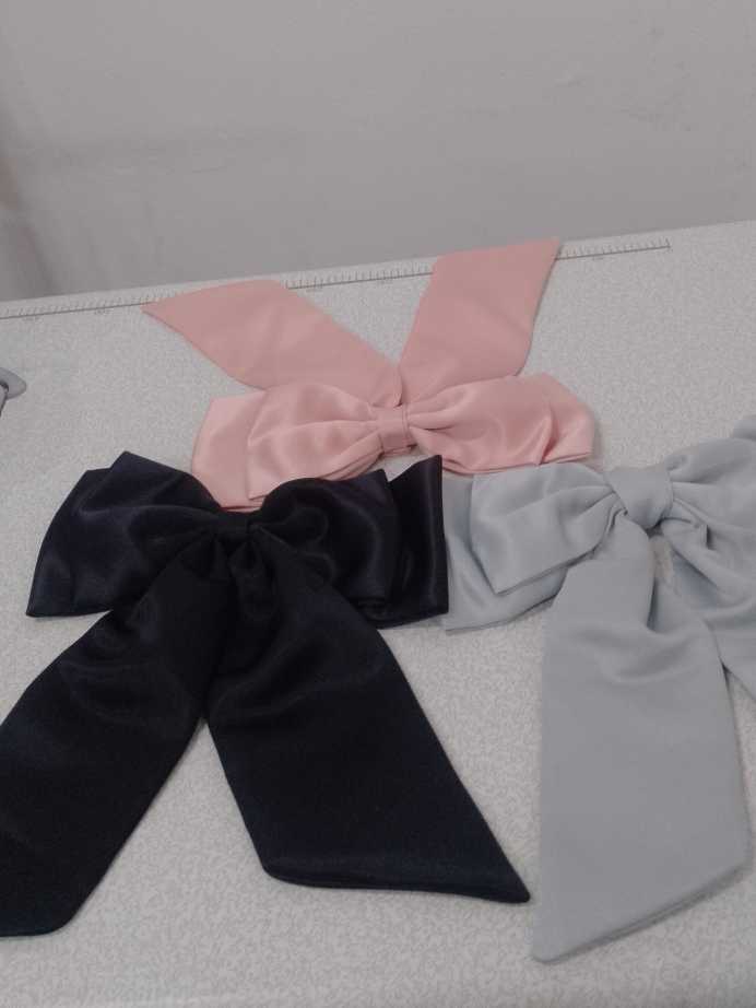 Bowtail Hair Clips