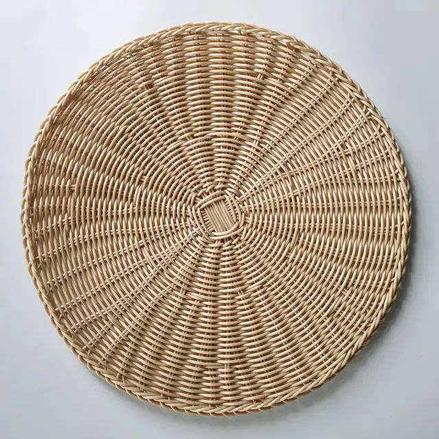 Chic Weave Table Mat