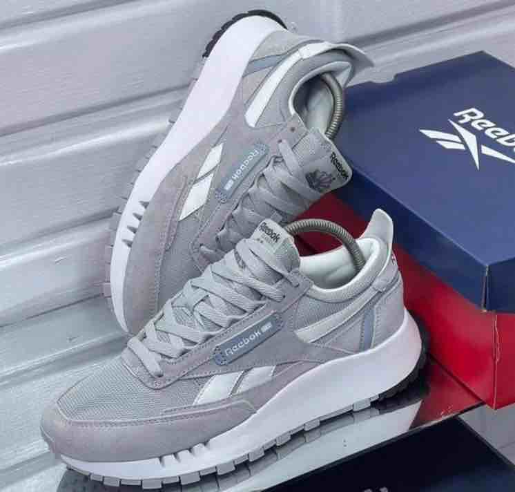 Reebok sneakers 