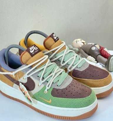 XCLUSIVE SNEAKS Enomy