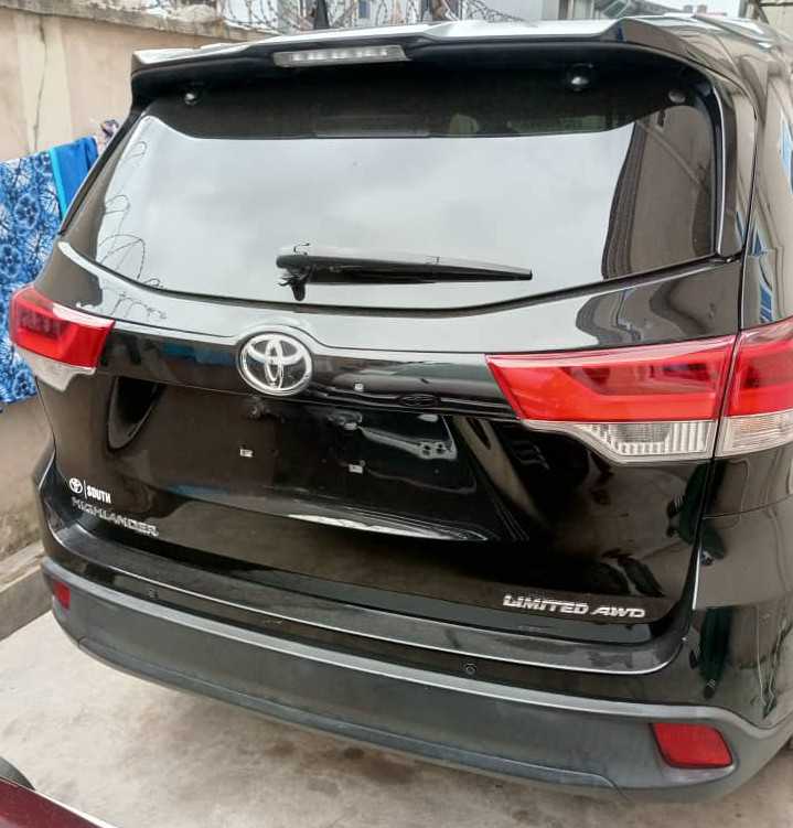 2015 TOYOTA HIGHLANDER 