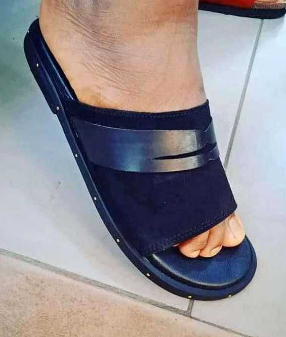 slippers