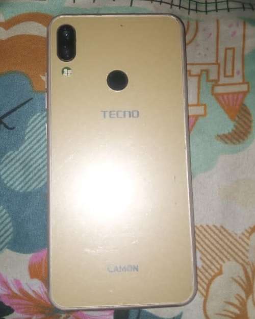 Tecno camon 11