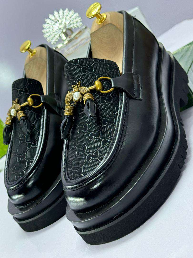 luxury Leather shoes 