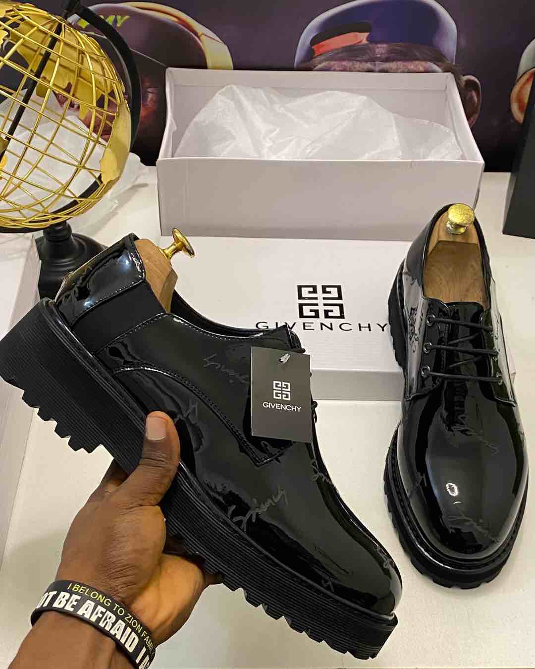 GIVENCHY LUXURY SHOE🤩👞