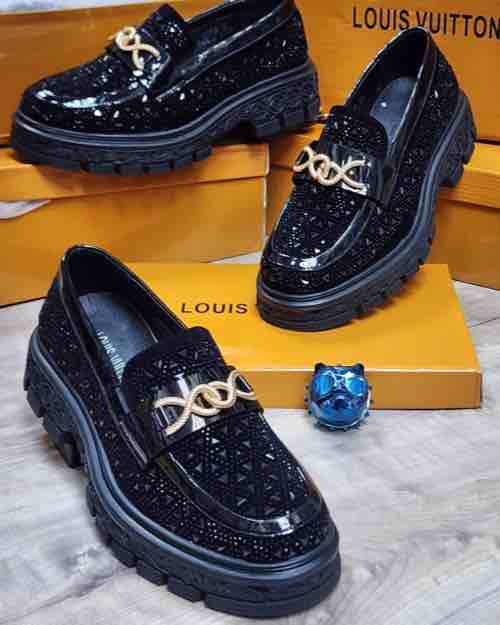 LOUIS VUITTON😍👞