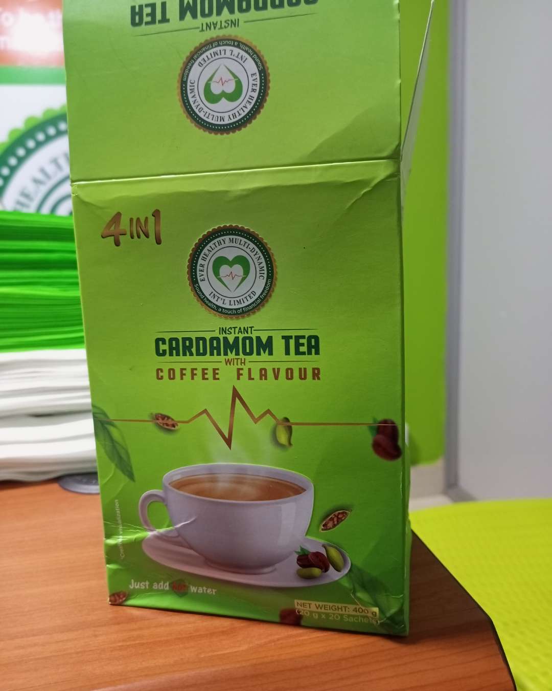 Cardamom tea with coffee flavors