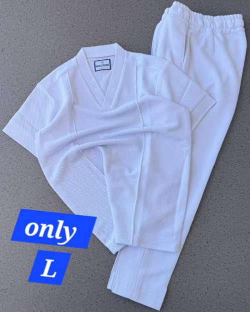 CASUAL WEAR 
