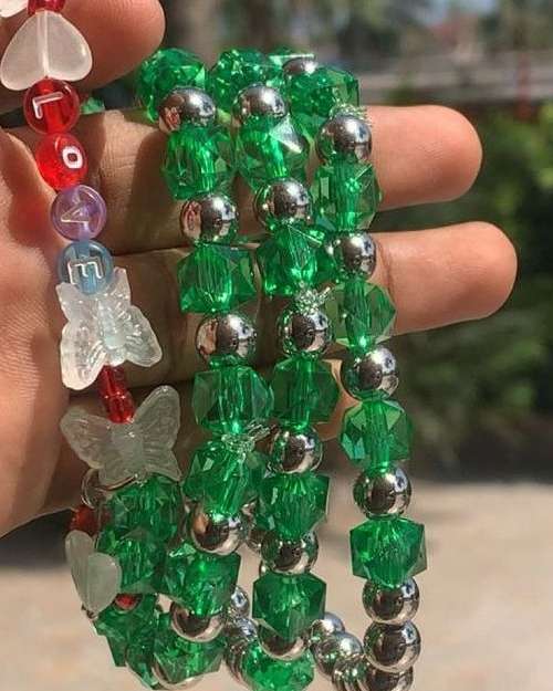 bracelets 