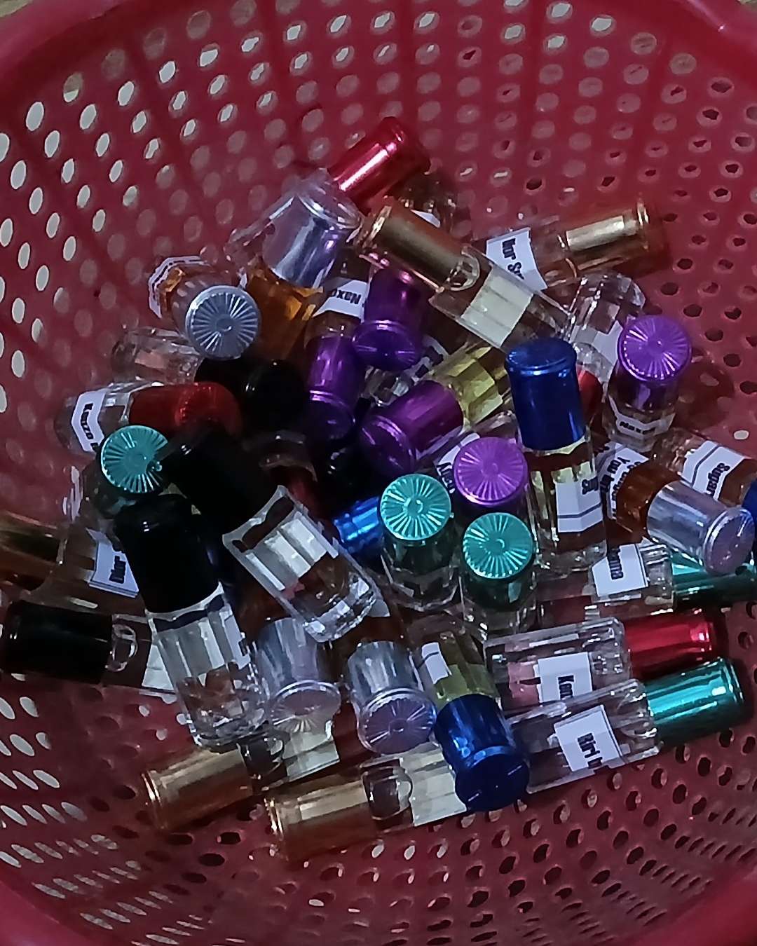 Perfume oil