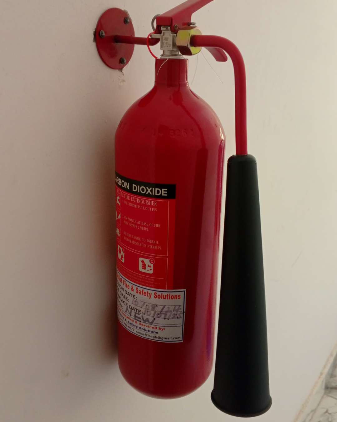 CO2 fire extinguisher (3kg)