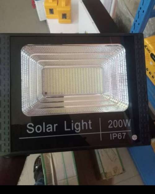 JCNS Solar flood light 200w