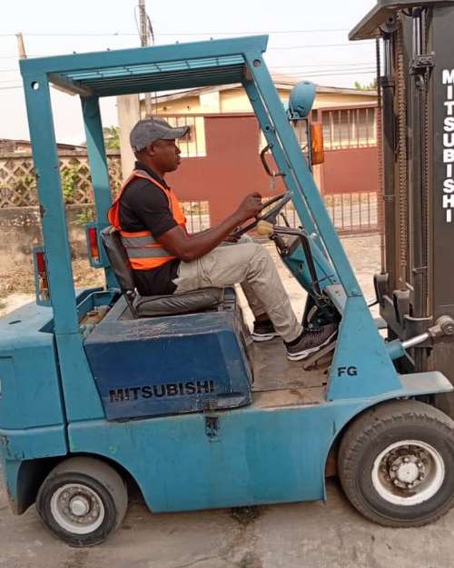 *OSHODI FORKLIFT OPERATOR TRAINING CENTE