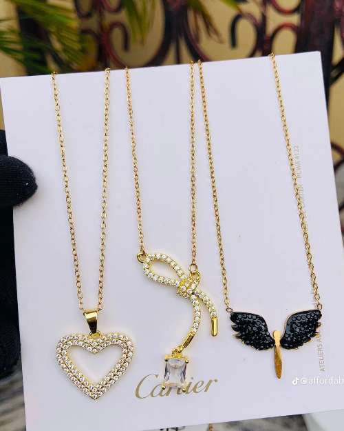 Chick Ladies Necklace
