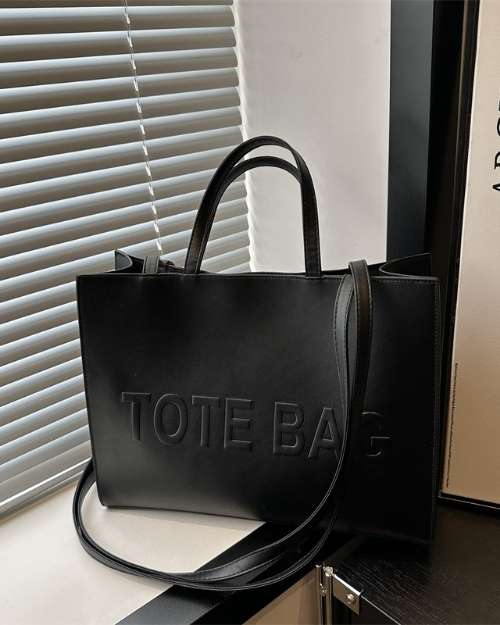 Printed letter tote bag 