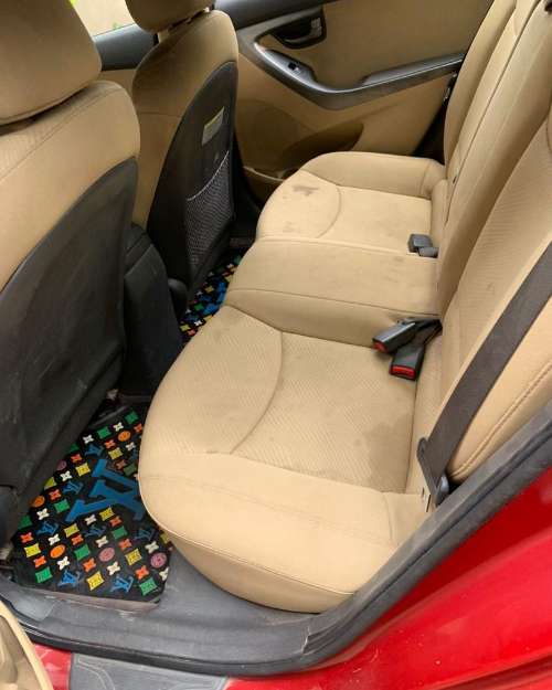 Hyundai Elantra 2012