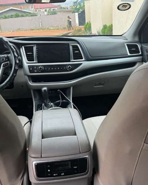 Toyota Highlander 2019