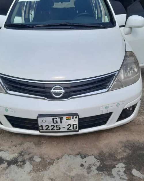 Nissan Versa 