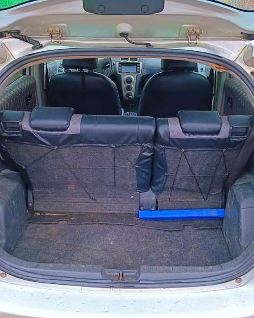 Toyota Vitz 2010
