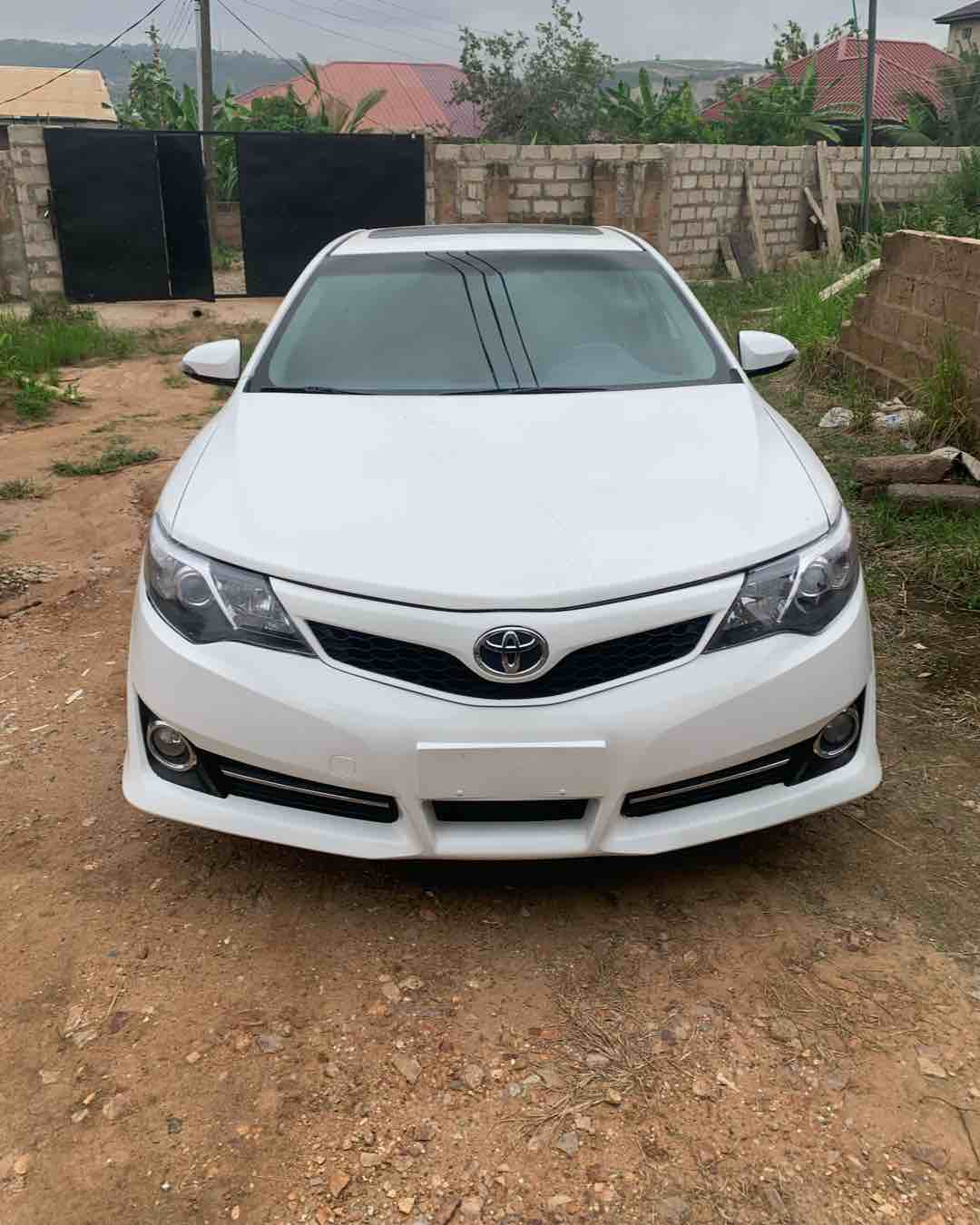 2014 Toyota Camry SE