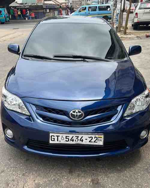 2013 Toyota Corolla LE 