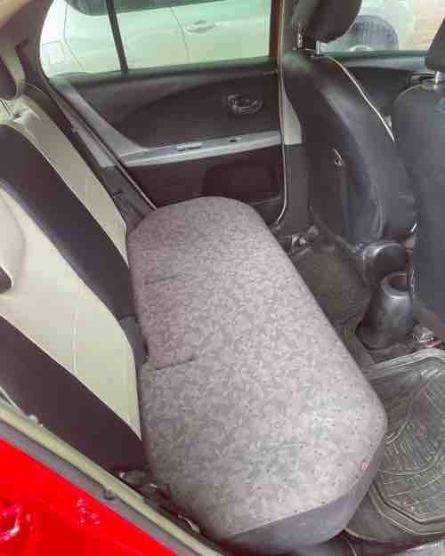2010 Toyota Vitz