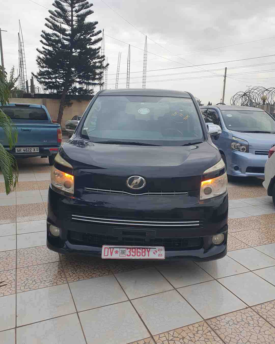 2010 Toyota Voxy
