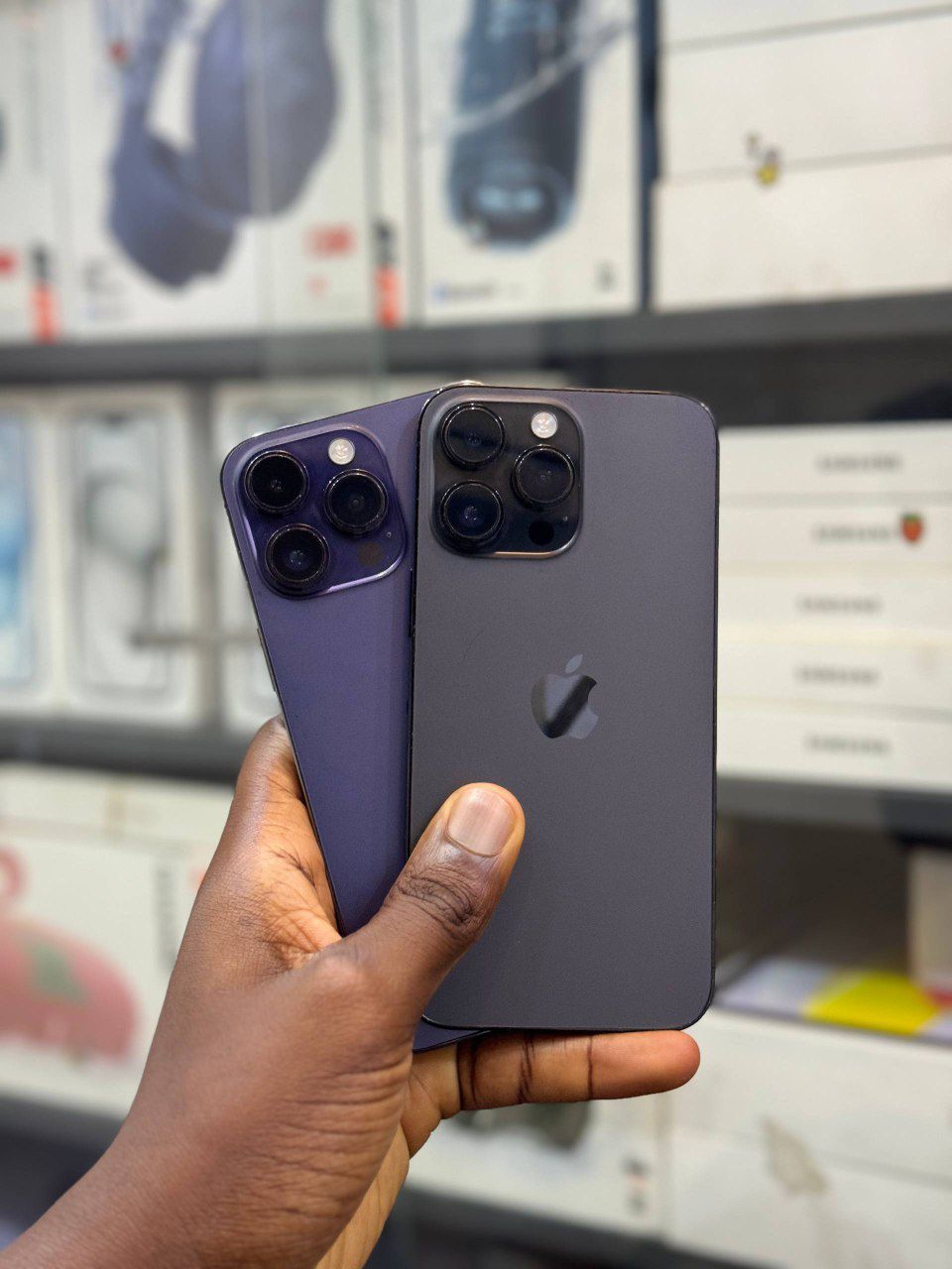 iPhone 14 Pro Max - Purple & Black - 128GB