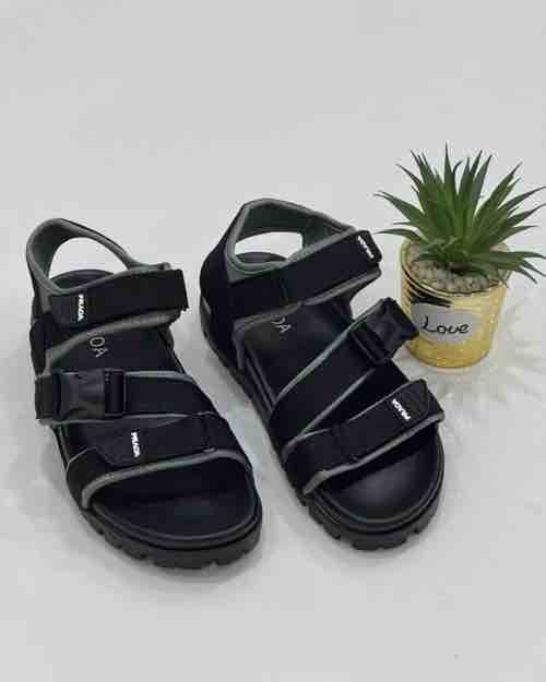 Notch sandal