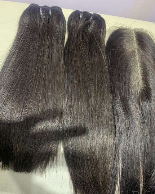 Bonestraight bundle with matching closur