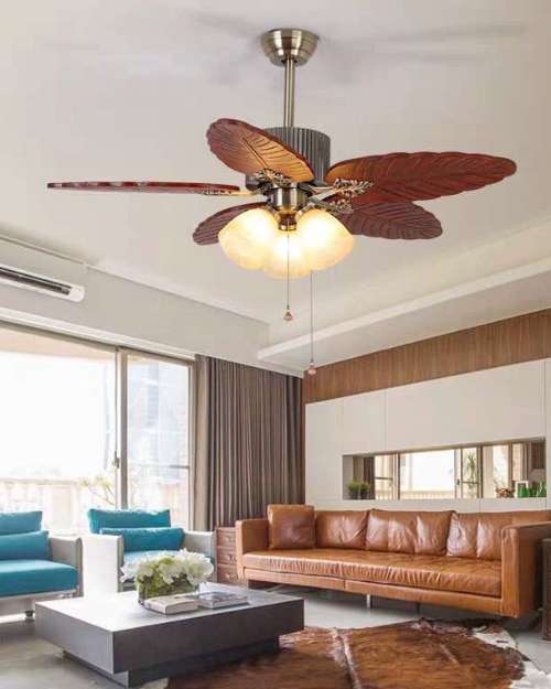 5 Blade Wooden Leaf Fanlight with 3-Light Fixture