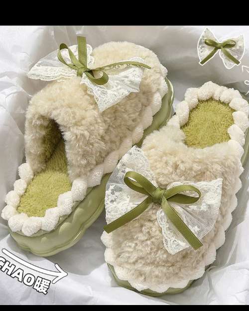 fluffy slippers 