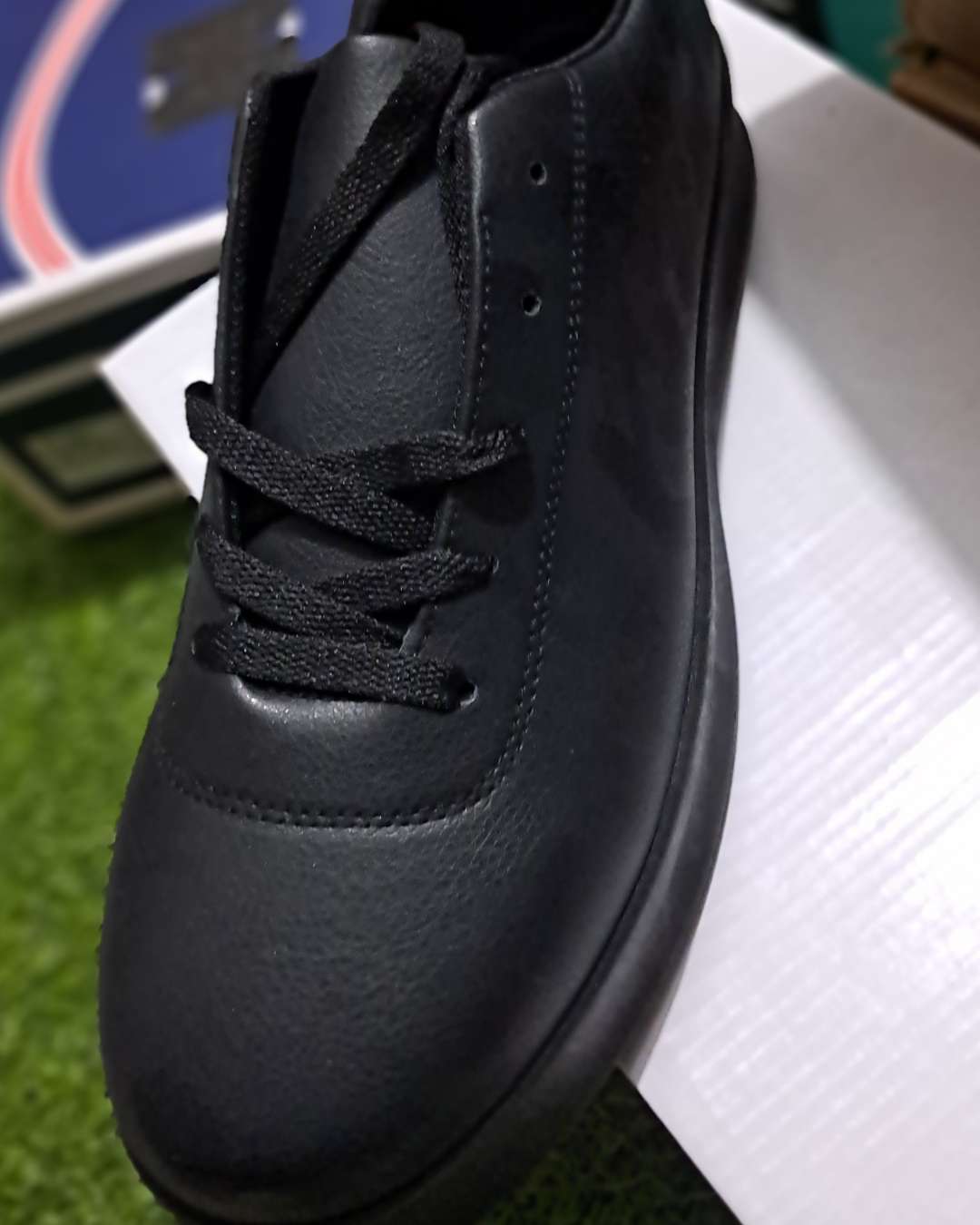 Black Sneakers