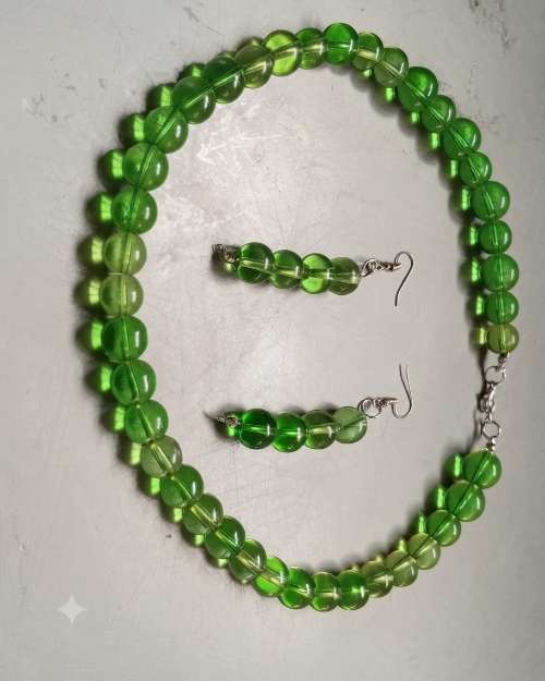 Luminous Green Necklace & Earring Set