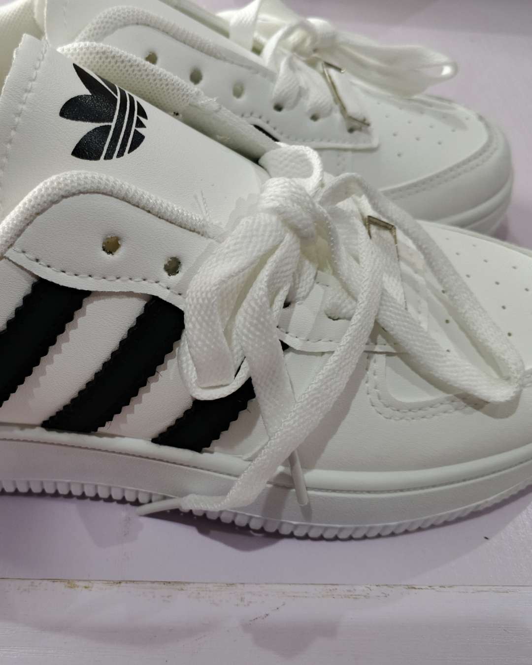 Adidas Forum Low sneakers 