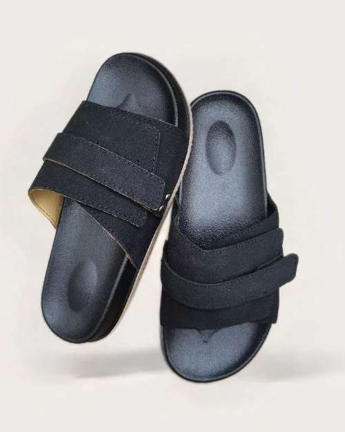 Men's Casual Footwear