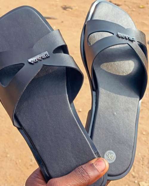 Ladies' Simple Slippers
