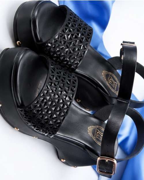 Oldehello Black Heeled Sandals