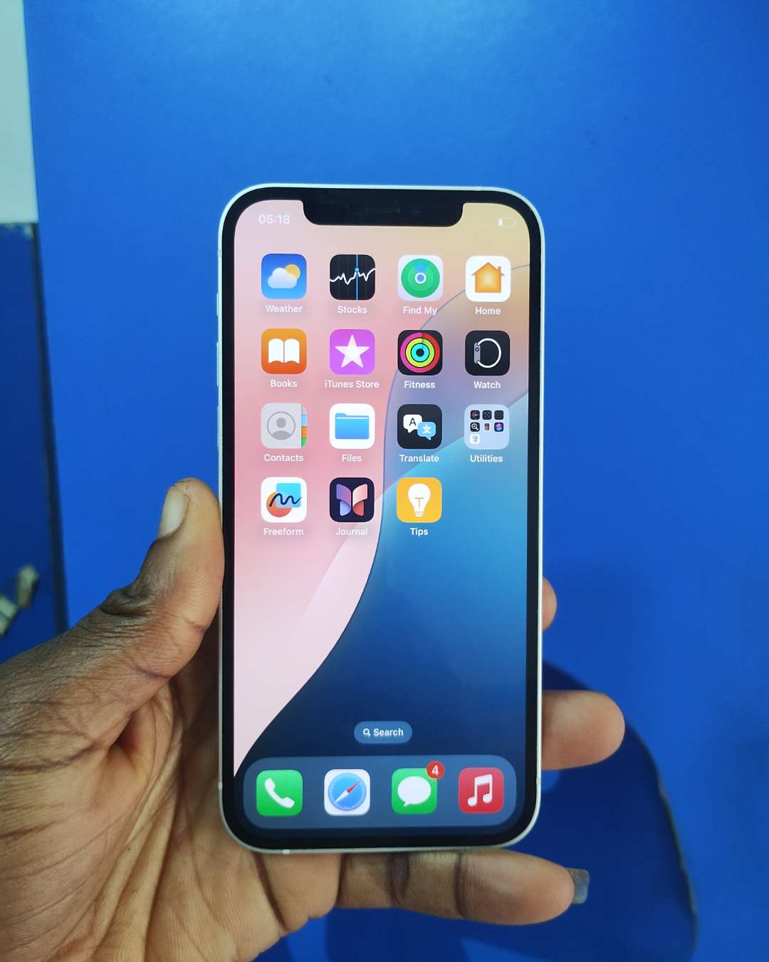 Apple iPhone 12 64GB (UK Used)