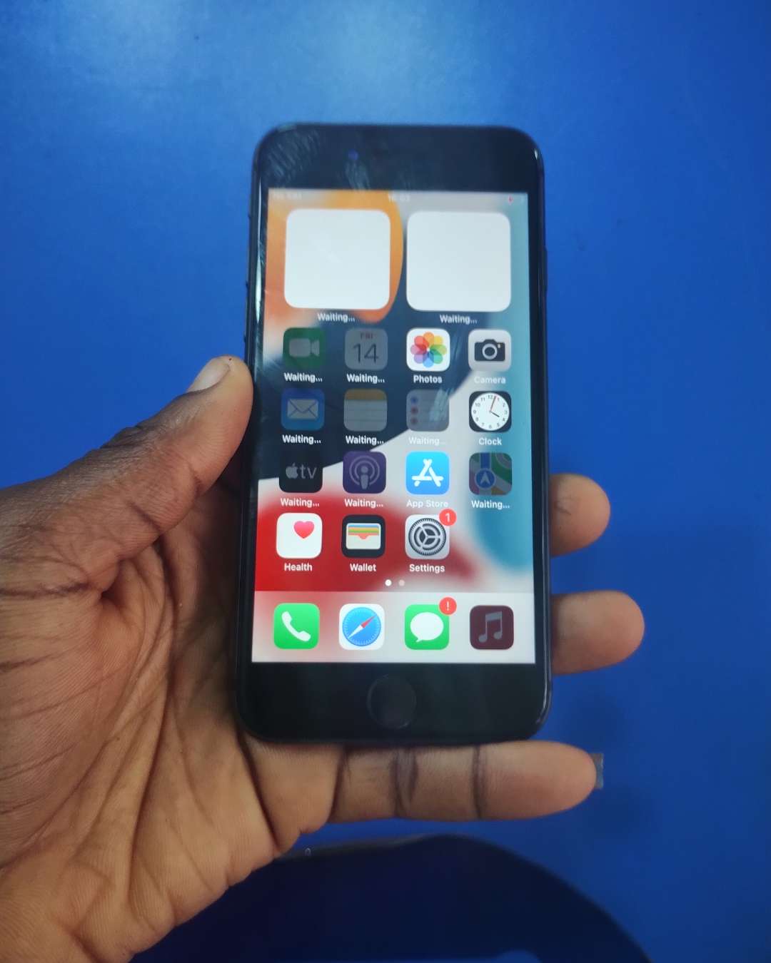 Apple iPhone 7 32GB (UK Used)