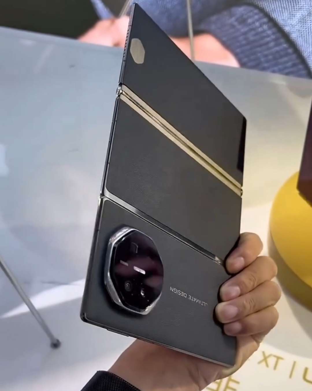 phones 