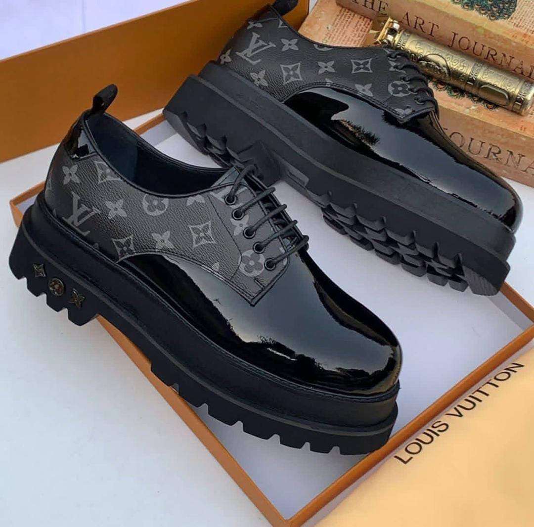 Louis Vuitton Luxury Laced Shoe